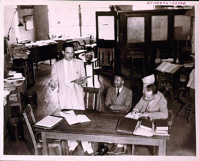 Murray v. Maryland, 1936: Thurgood Marshall and Charles Houston with their client Donald Gaines Murray during court proceedings