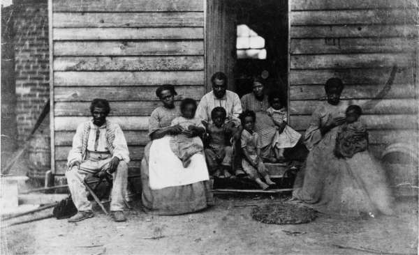 Family of Slaves at the Gaines' House