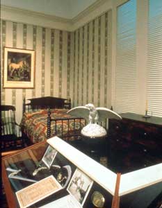 Lincoln's deathbed and furnishings from the Petersen House, Washington, D.C.  (installed in the exhibition A House Divided at the Chicago Historical Society)